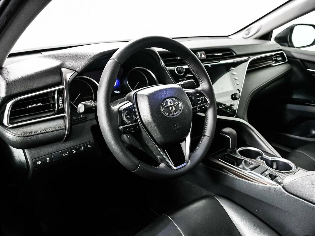 Купить Toyota Camry с пробегом. Фото: #12