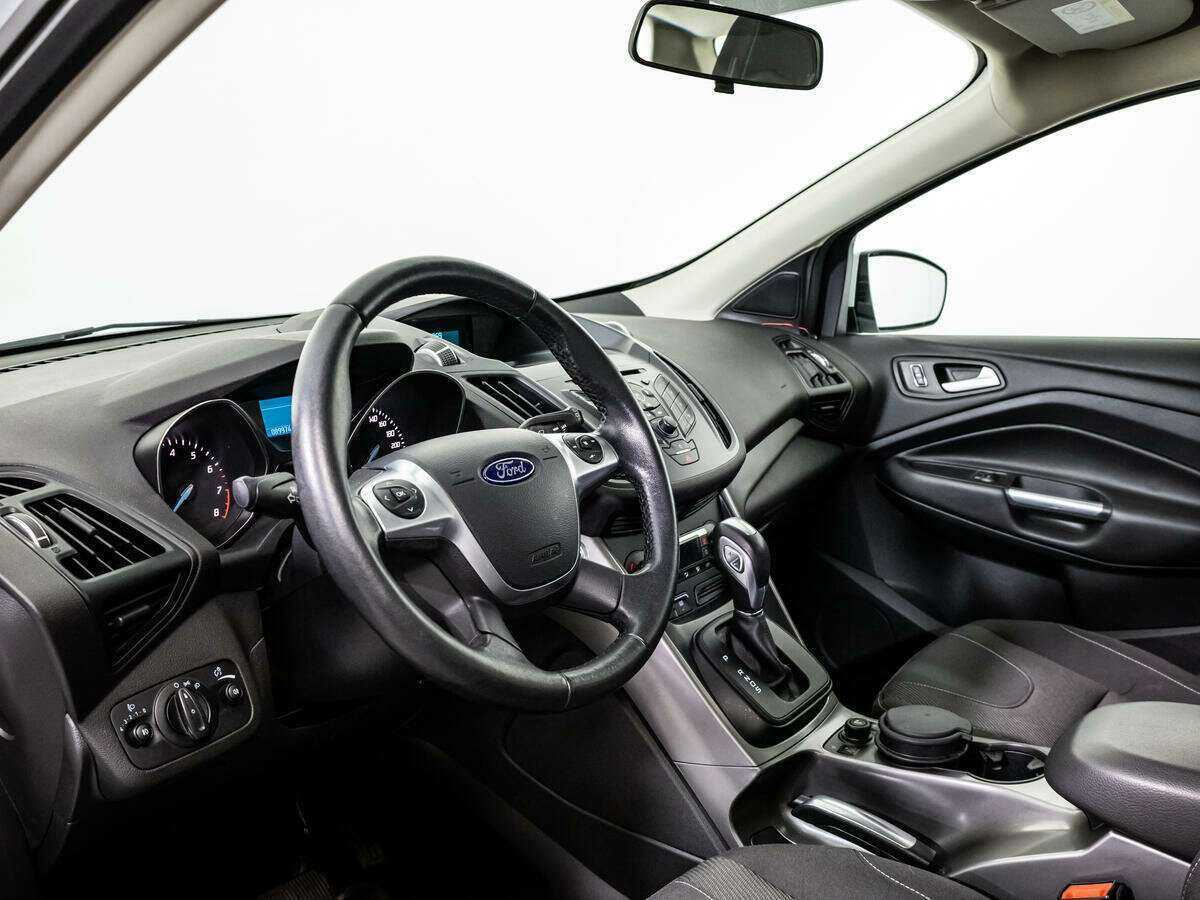 Купить Ford Kuga с пробегом. Фото: #8