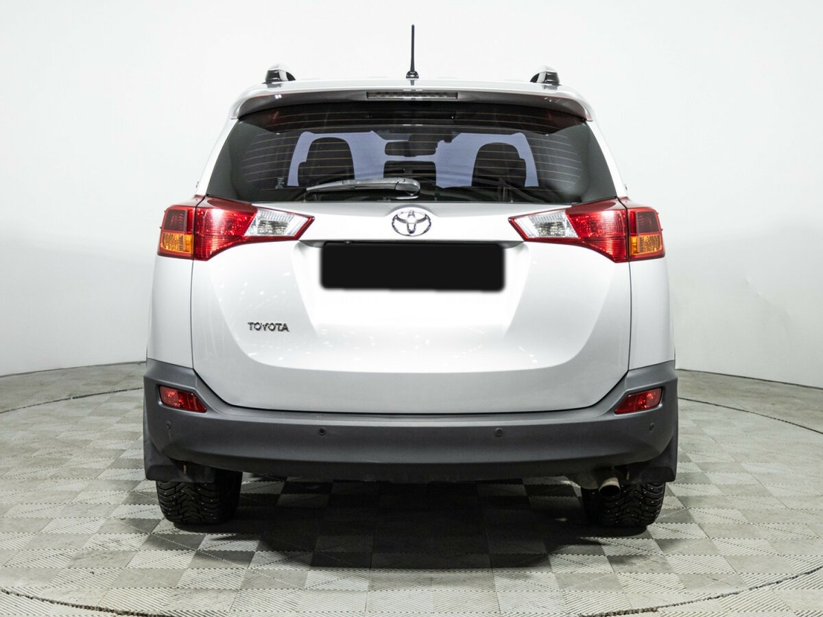 Купить Toyota RAV4 с пробегом. Фото: #5