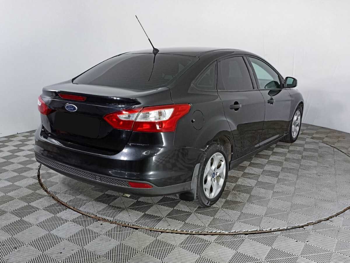 Купить Ford Focus с пробегом. Фото: #4