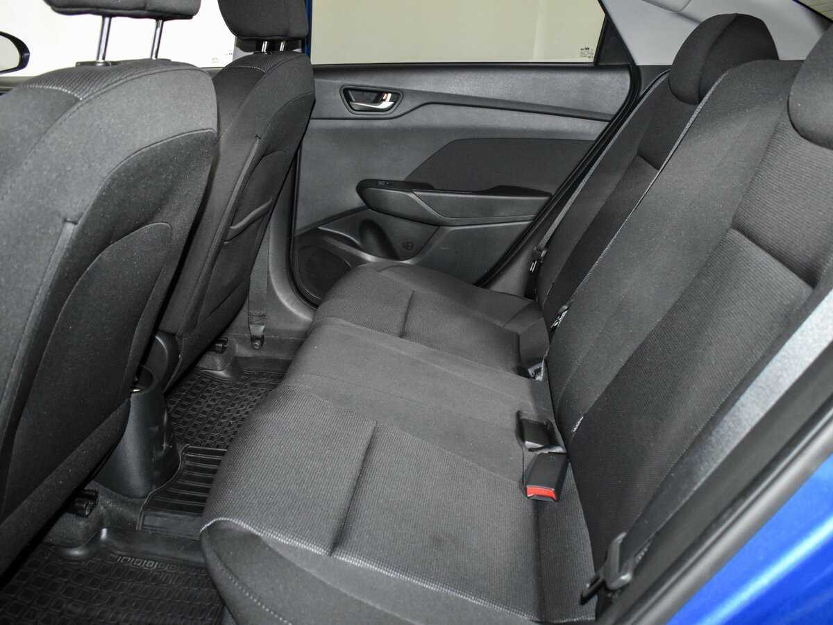 Купить Hyundai Solaris с пробегом. Фото: #9