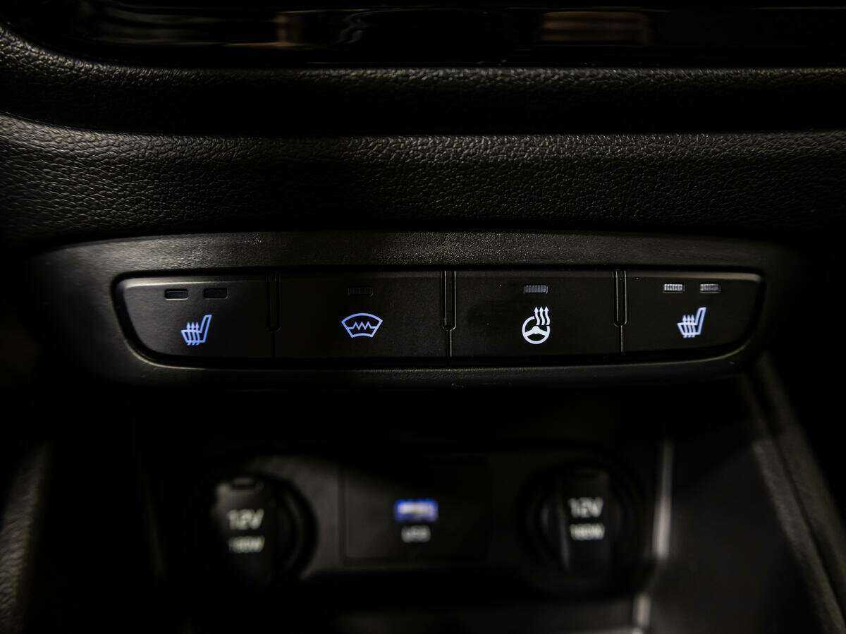 Купить Hyundai Solaris с пробегом. Фото: #17