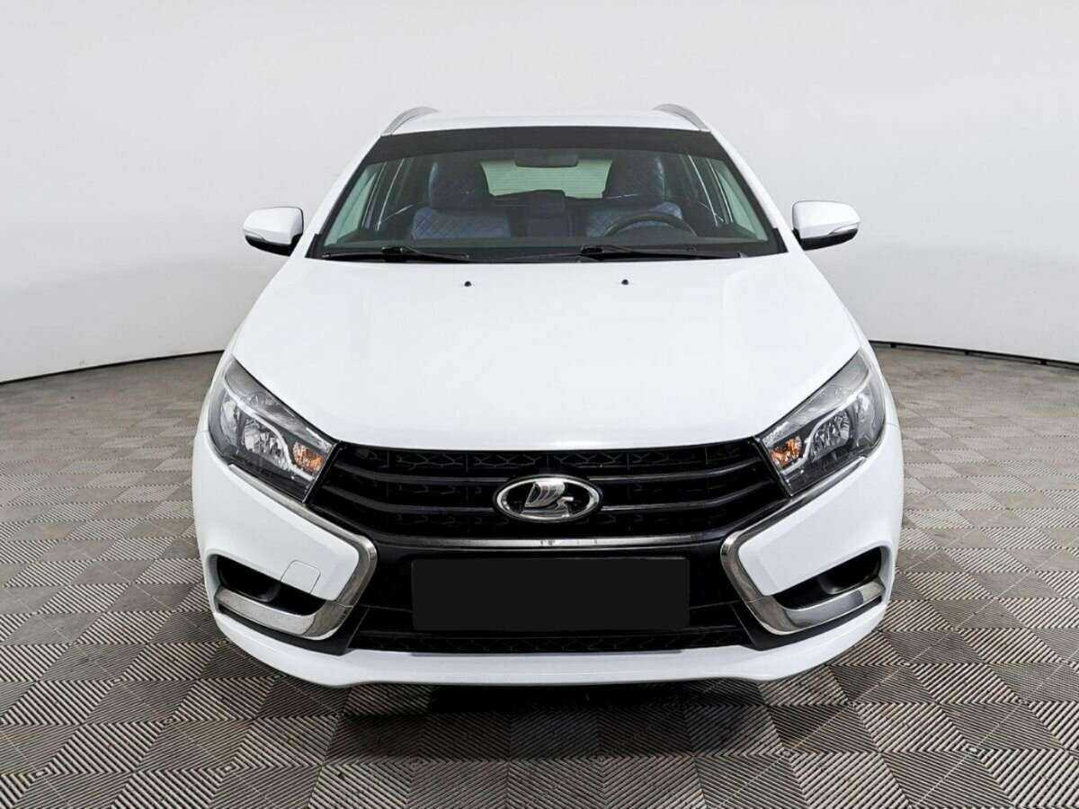 Купить Lada (ВАЗ) Vesta с пробегом. Фото: #1