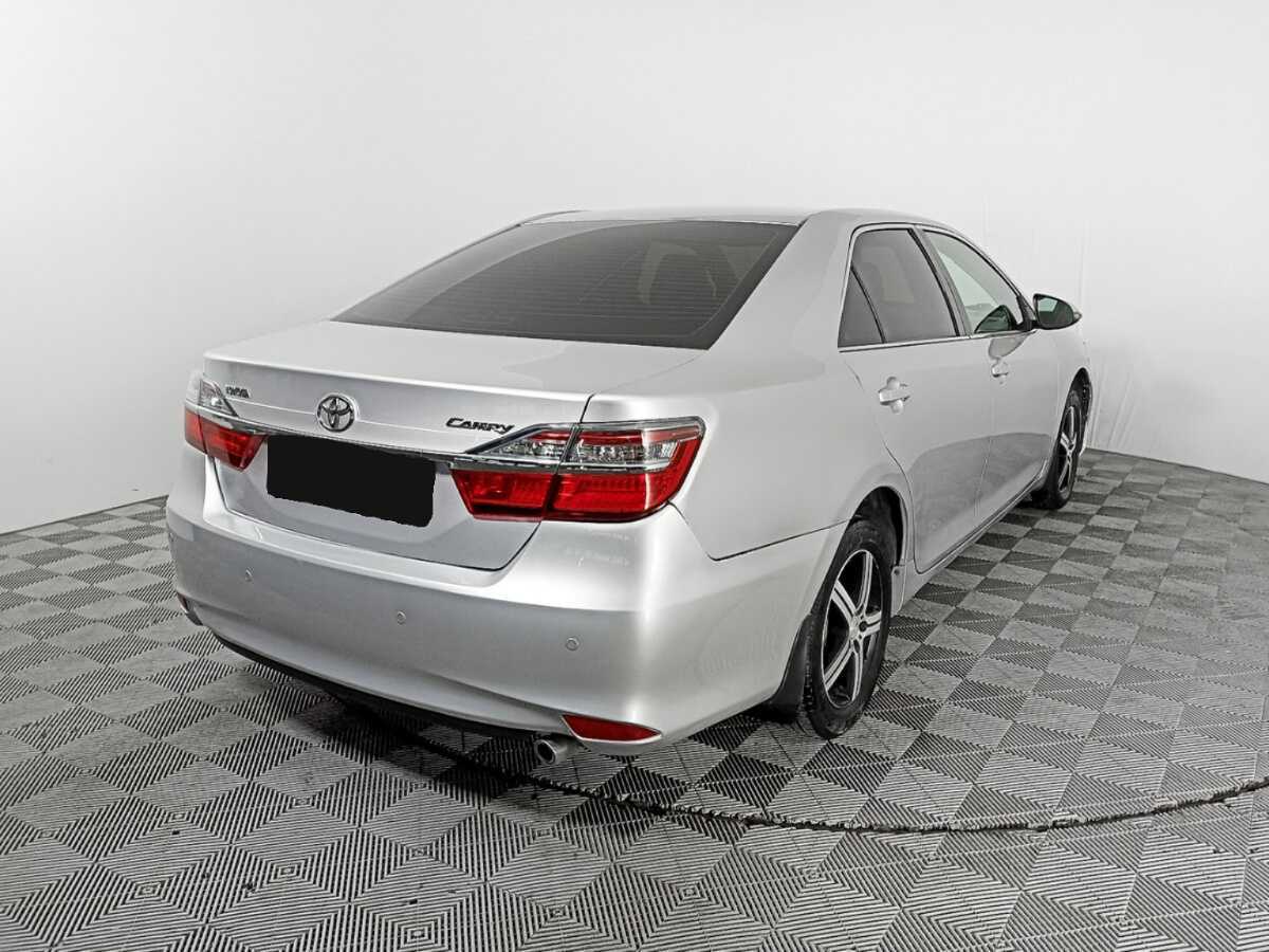 Купить Toyota Camry с пробегом. Фото: #3