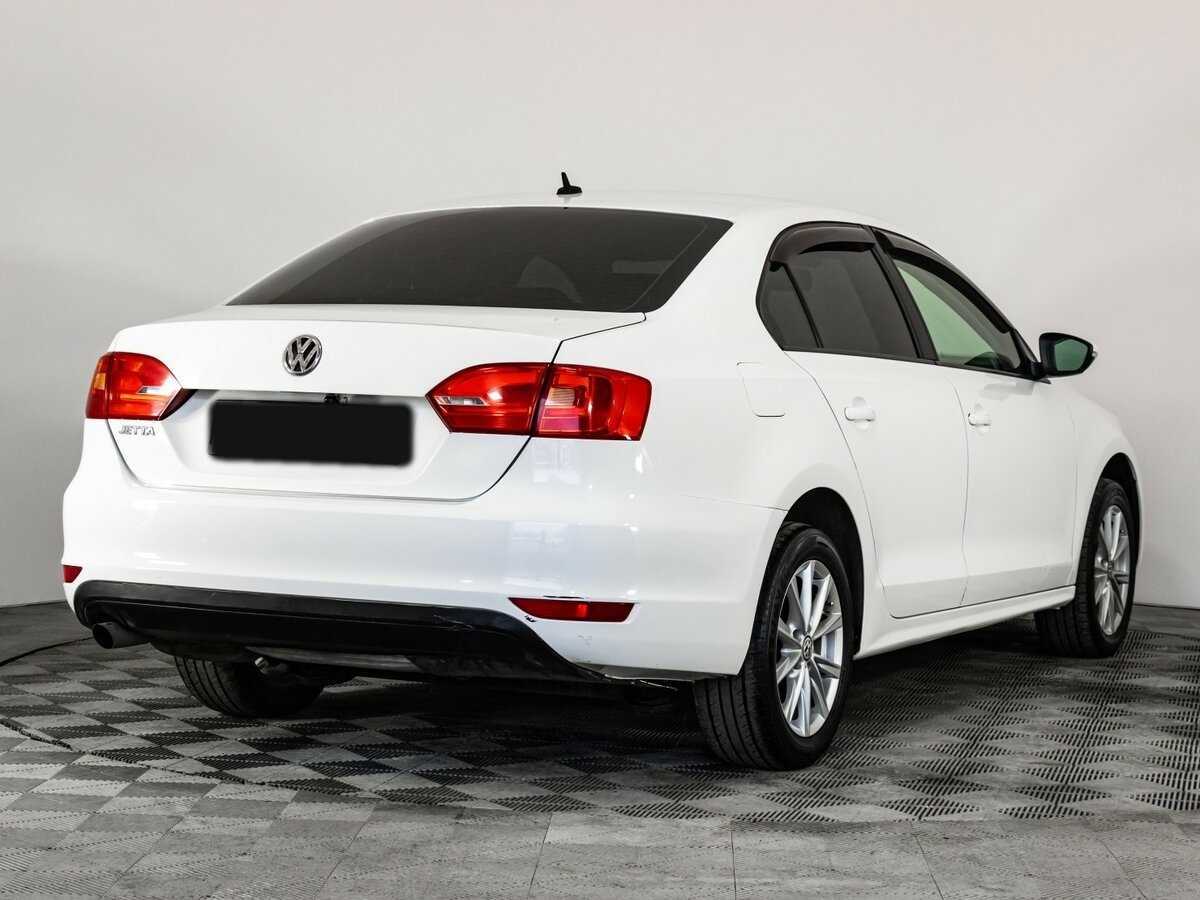 Купить Volkswagen Jetta с пробегом. Фото: #3