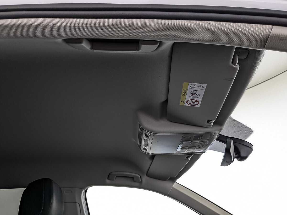 Купить Volkswagen Tiguan с пробегом. Фото: #20