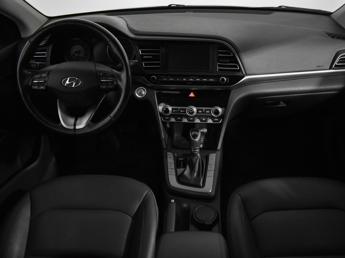 Купить Hyundai Elantra с пробегом. Фото: #9