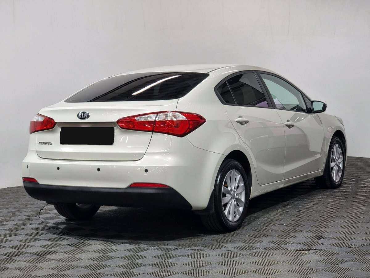 Купить Kia Cerato с пробегом. Фото: #2