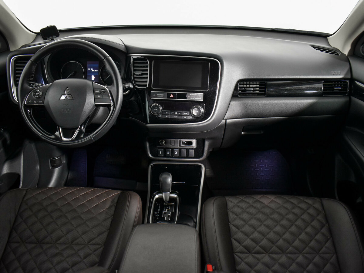 Купить Mitsubishi Outlander с пробегом. Фото: #9