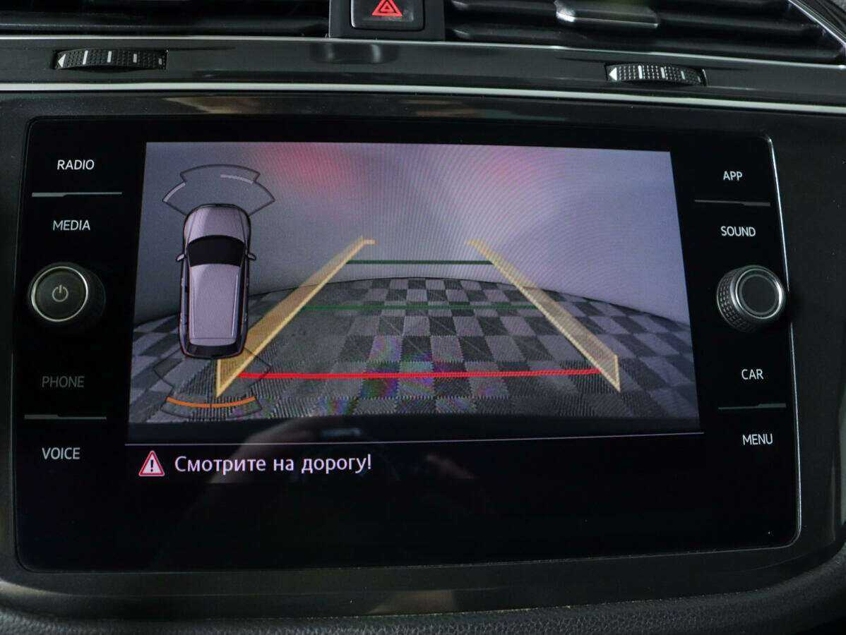 Купить Volkswagen Tiguan с пробегом. Фото: #20