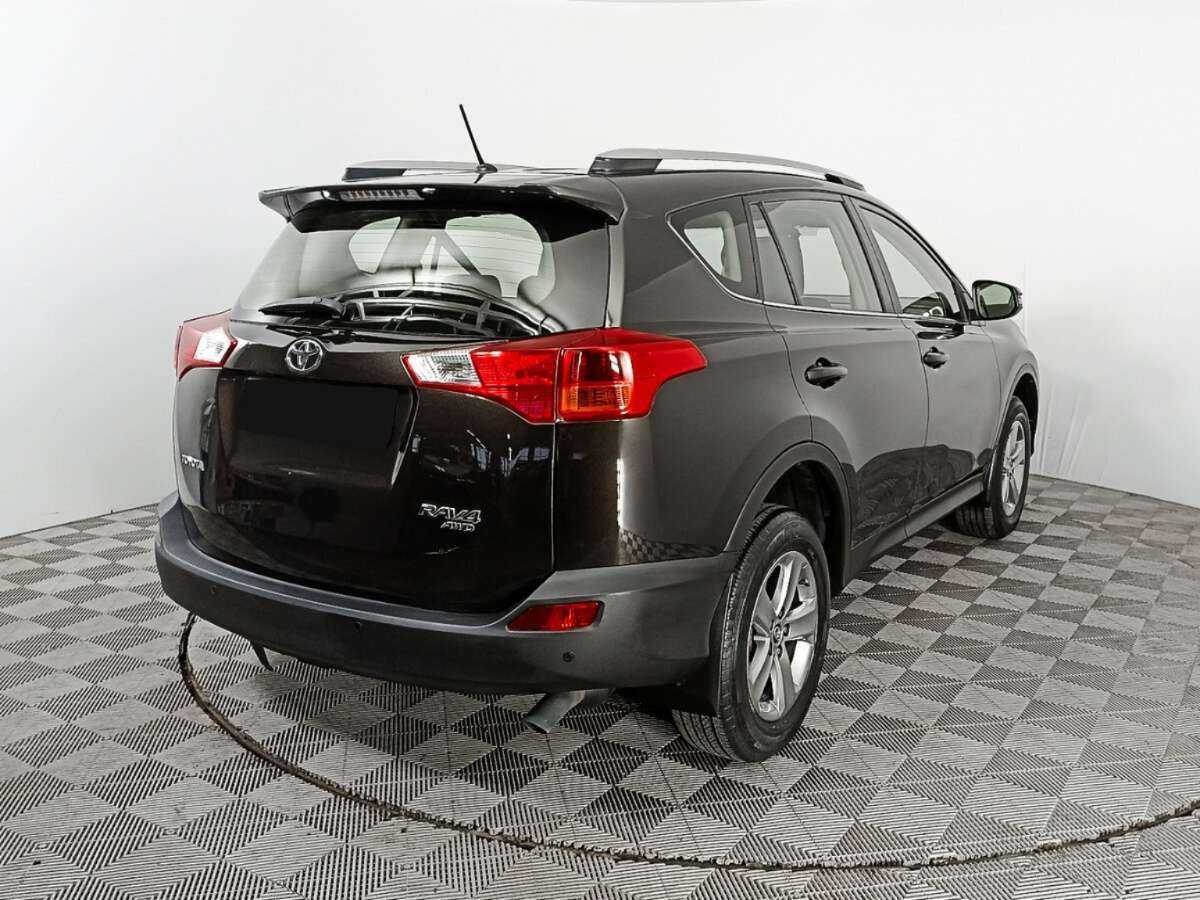 Купить Toyota RAV4 с пробегом. Фото: #4