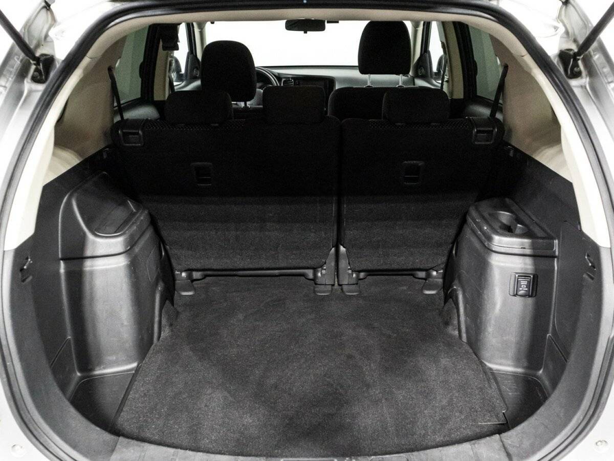 Купить Mitsubishi Outlander с пробегом. Фото: #13