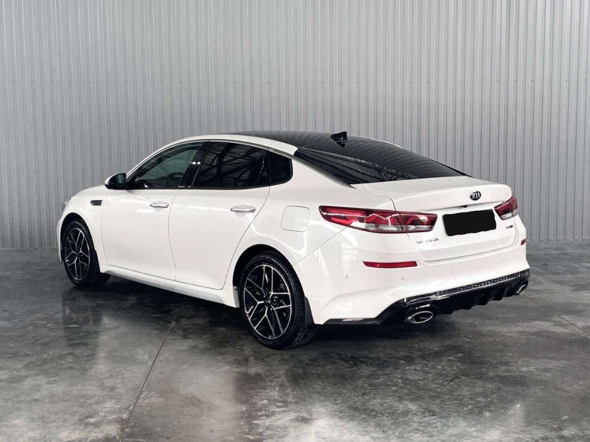 Купить Kia Optima с пробегом. Фото: #6