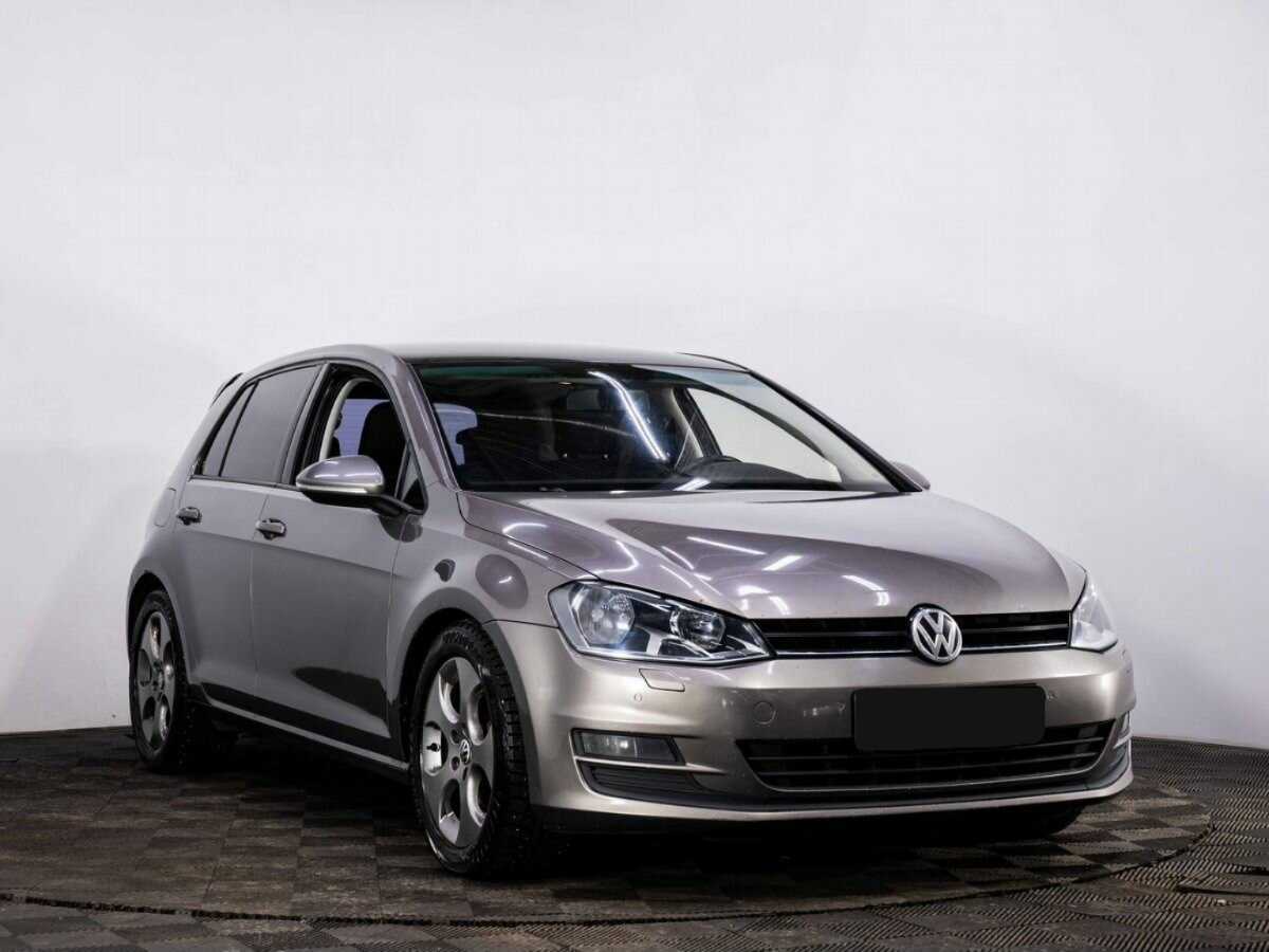 Купить Volkswagen Golf с пробегом. Фото: #2
