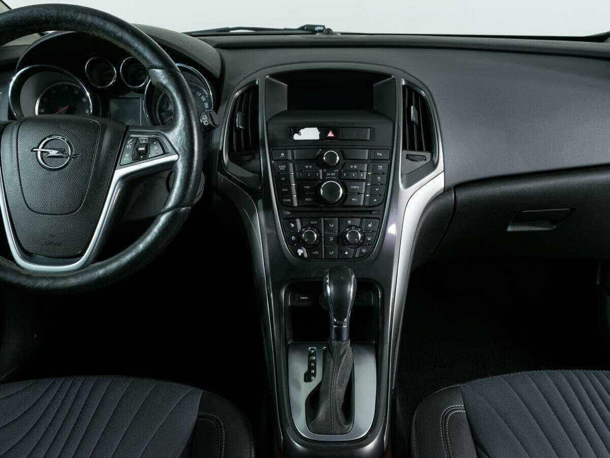 Купить Opel Astra с пробегом. Фото: #8