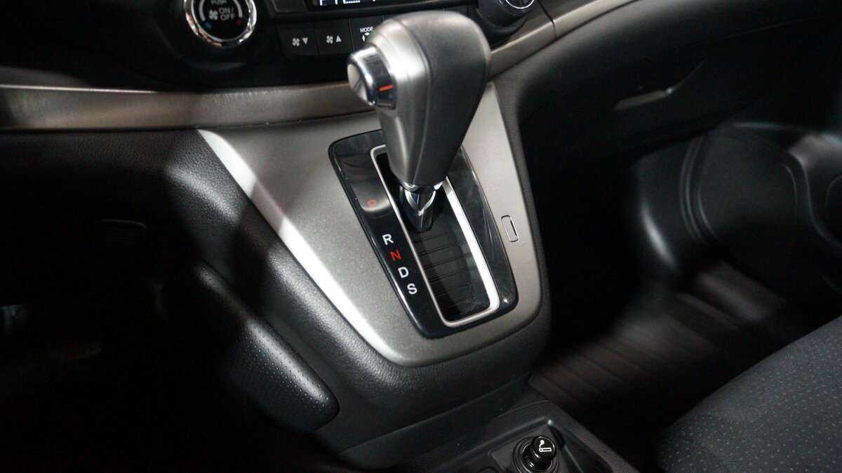 Купить Honda CR-V с пробегом. Фото: #17