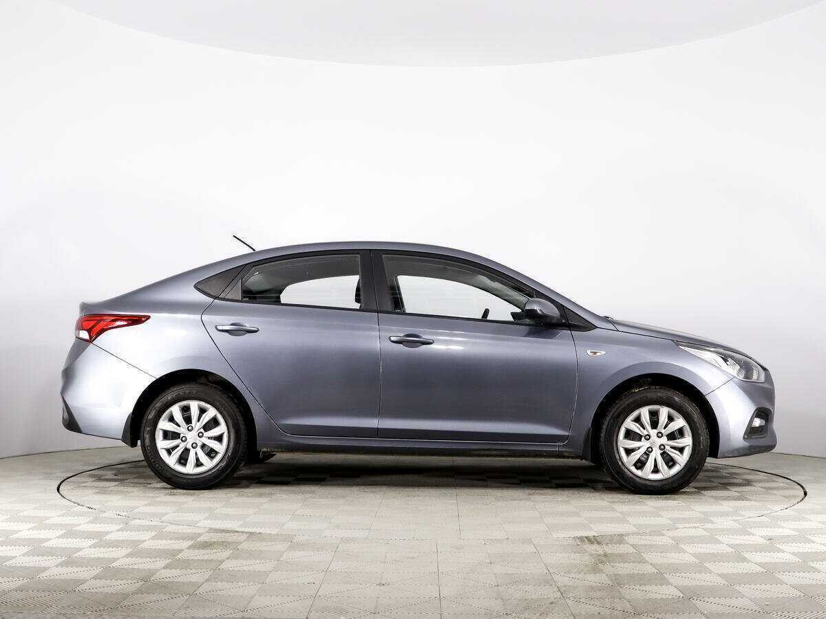 Купить Hyundai Solaris с пробегом. Фото: #3