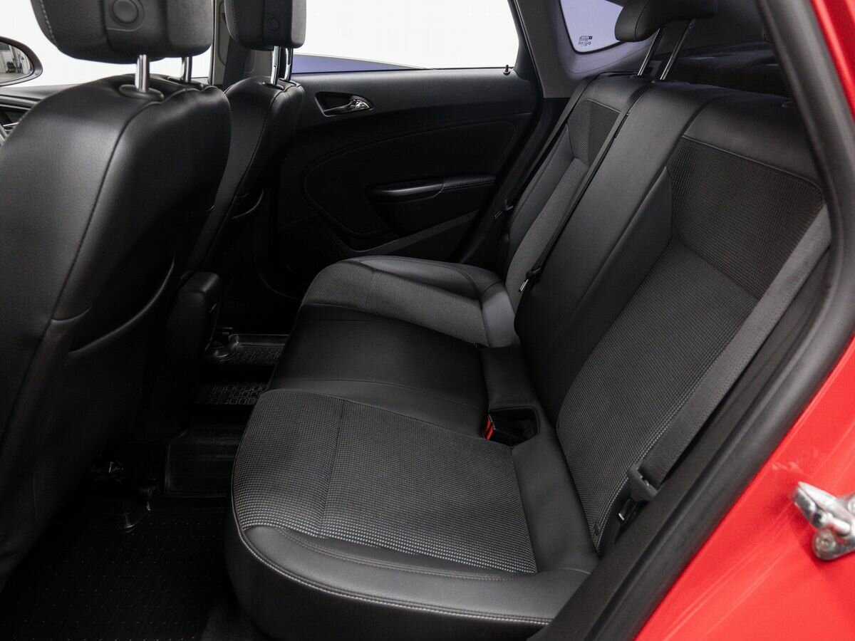 Купить Opel Astra с пробегом. Фото: #11