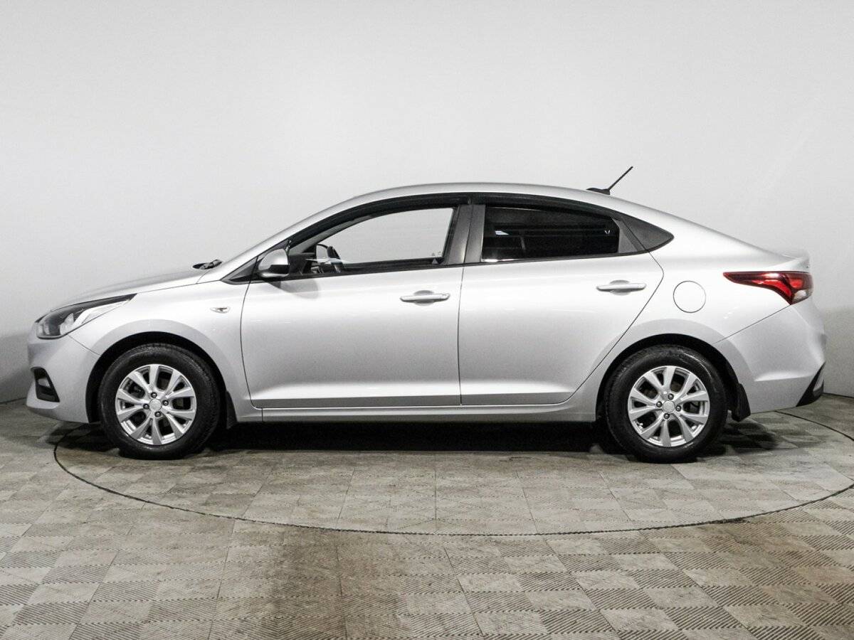 Купить Hyundai Solaris с пробегом. Фото: #7