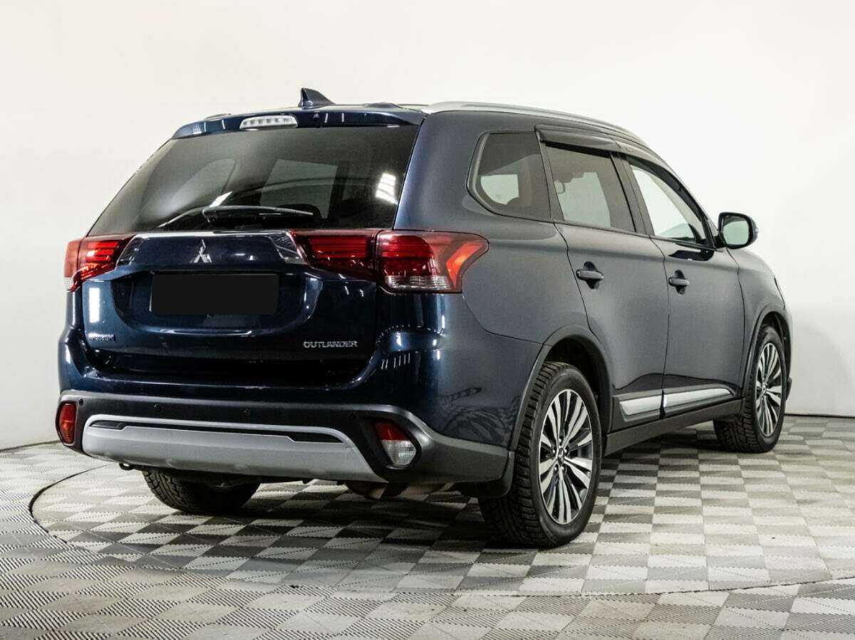 Купить Mitsubishi Outlander с пробегом. Фото: #3