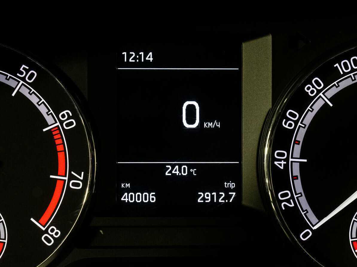 Купить Skoda Octavia с пробегом. Фото: #12