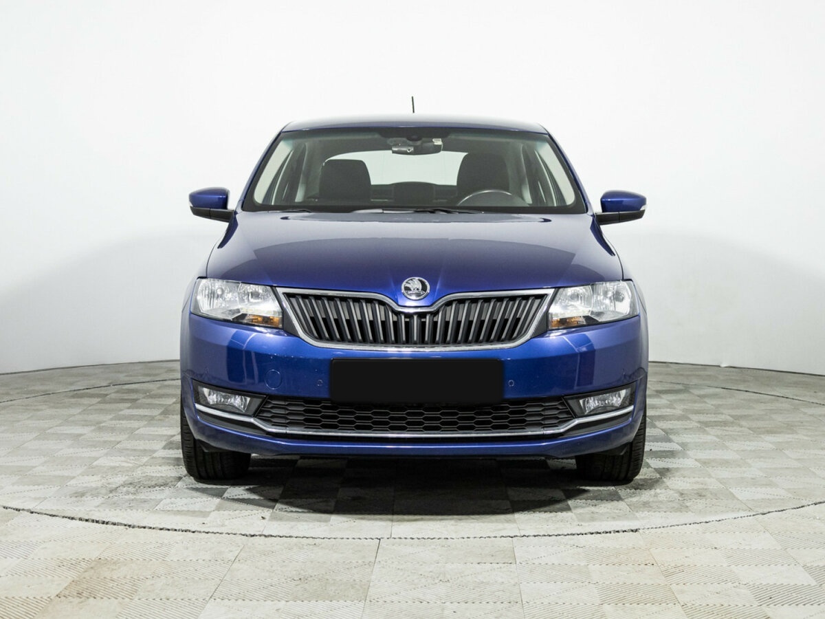 Купить Skoda Rapid с пробегом. Фото: #1