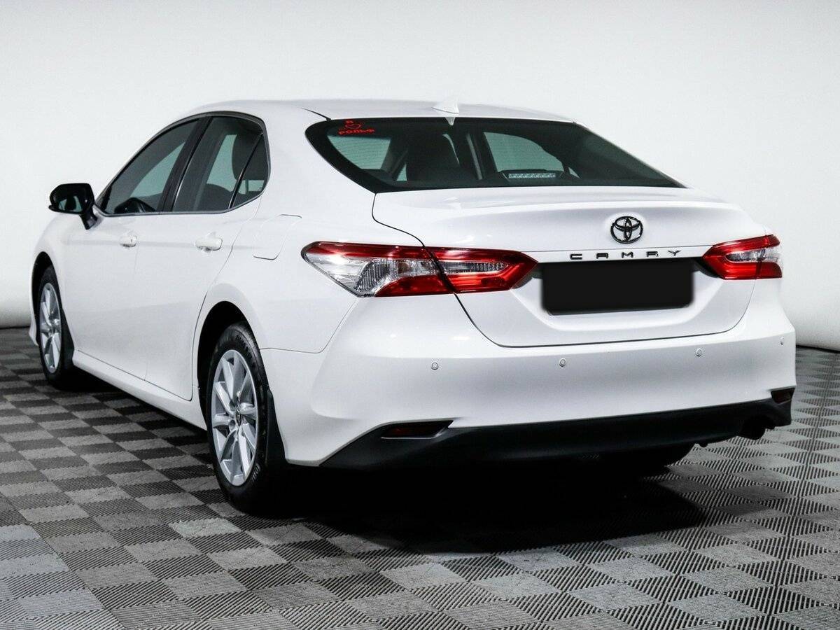 Купить Toyota Camry с пробегом. Фото: #6