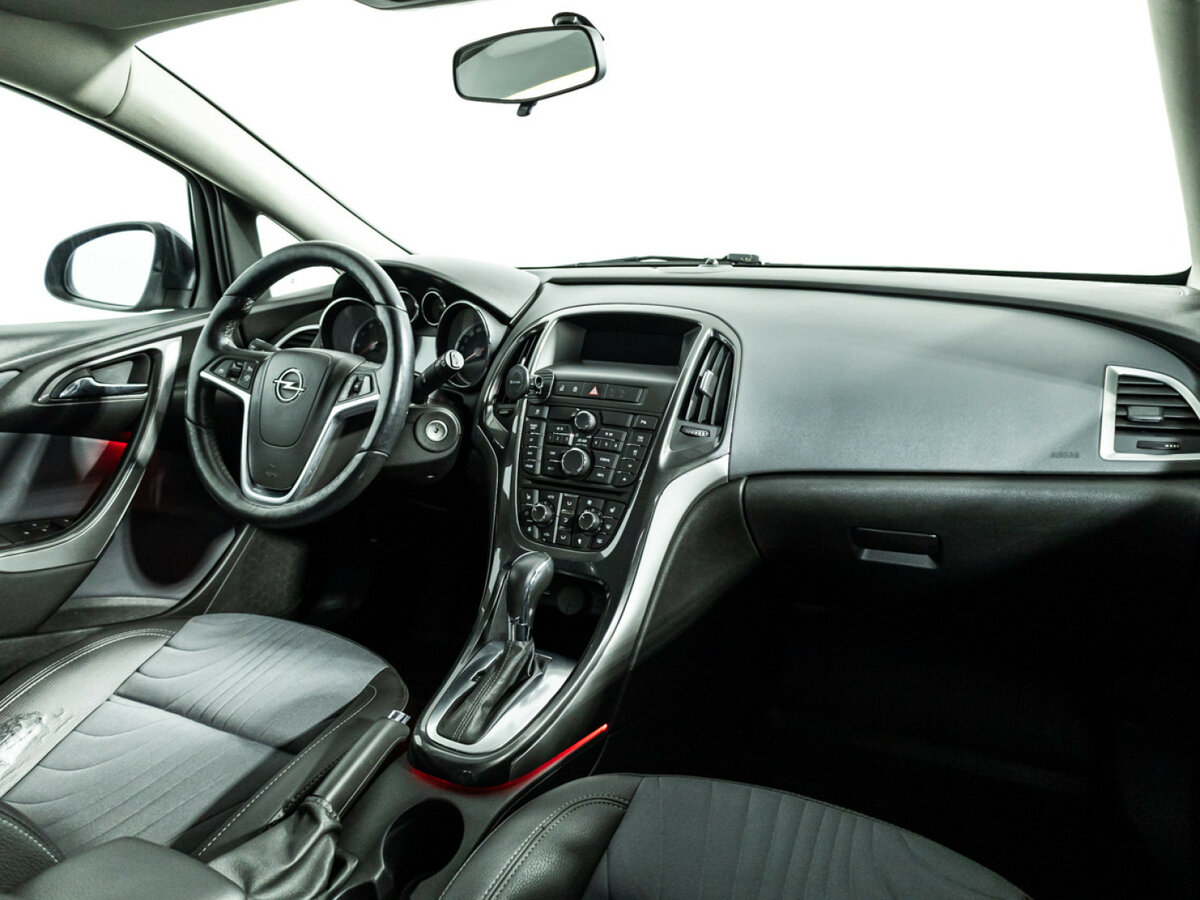 Купить Opel Astra с пробегом. Фото: #6