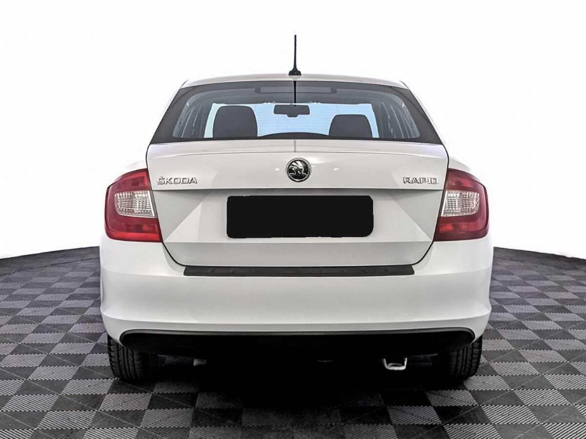 Купить Skoda Rapid с пробегом. Фото: #5