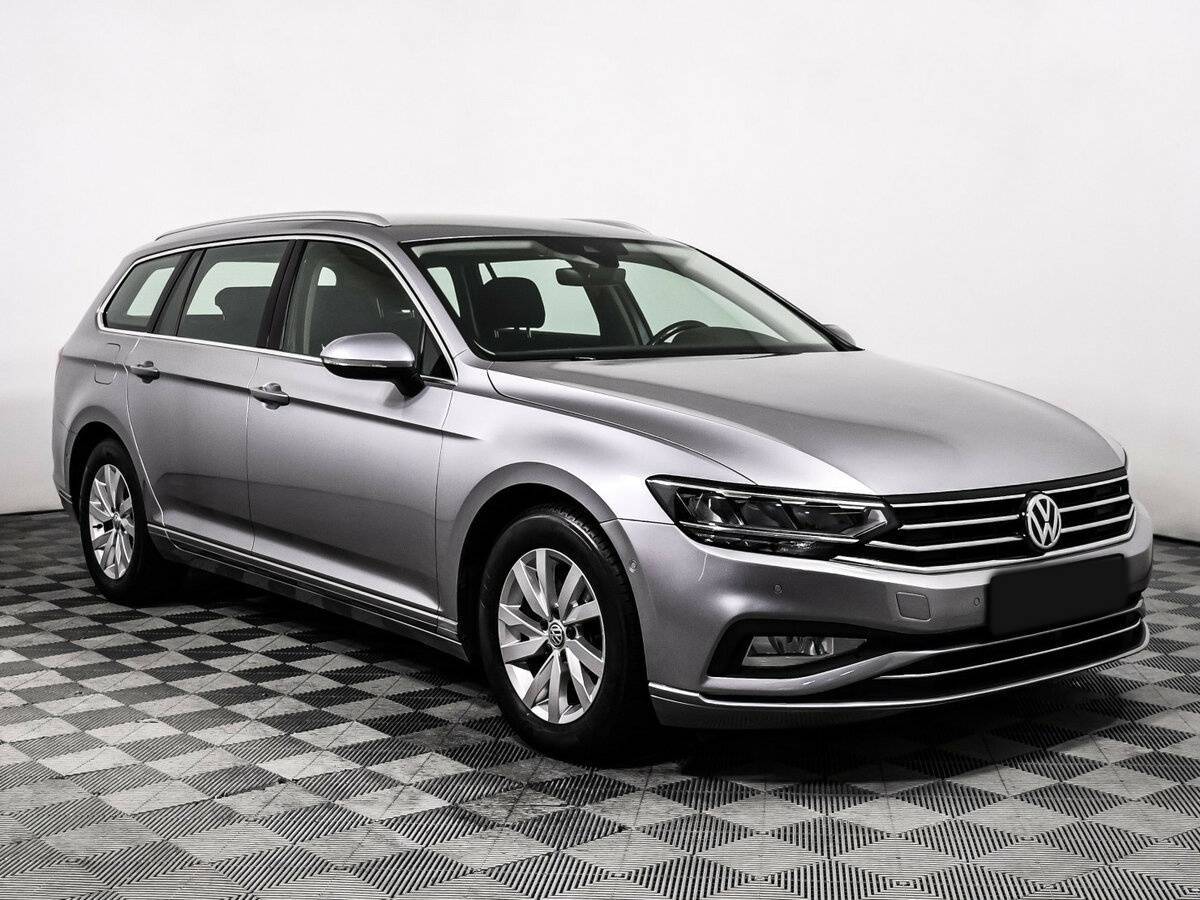 Купить Volkswagen Passat с пробегом. Фото: #2