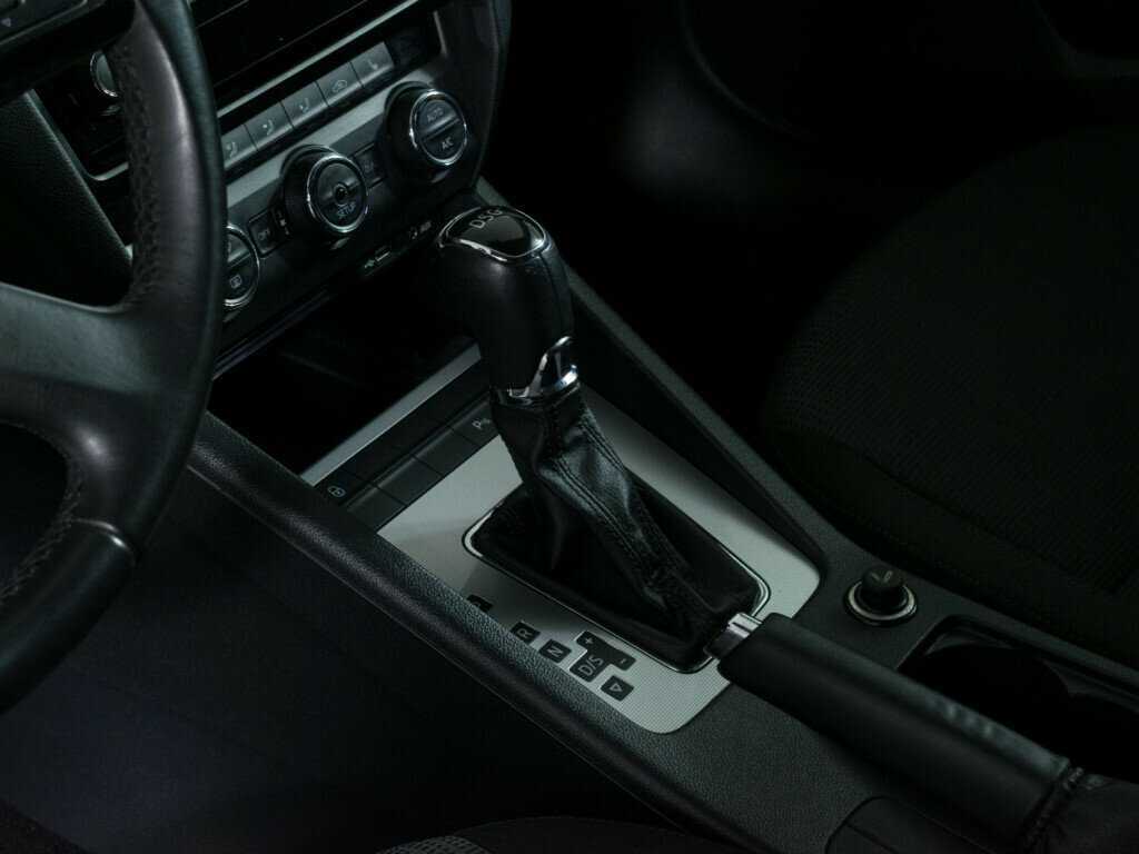 Купить Skoda Octavia с пробегом. Фото: #11