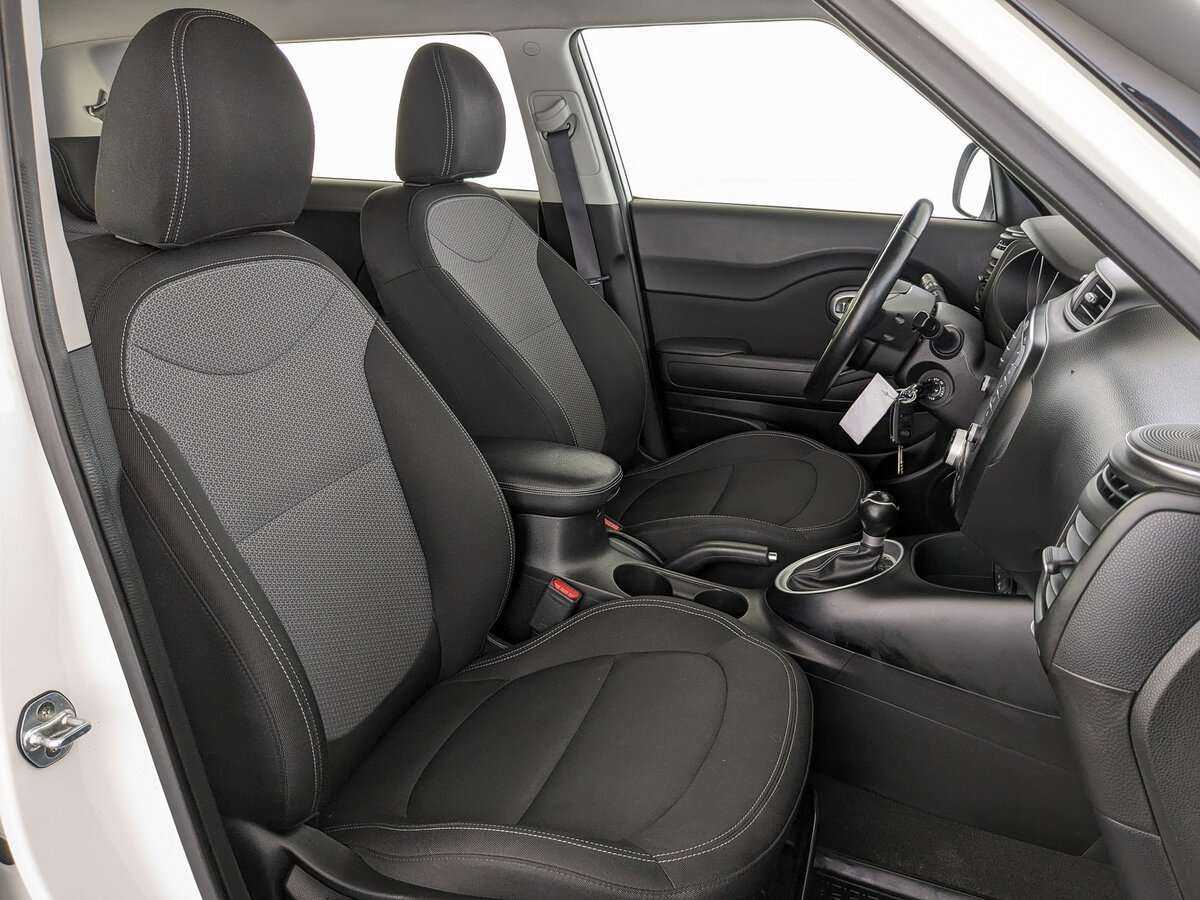 Купить Kia Soul с пробегом. Фото: #18