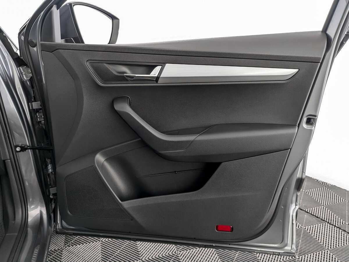 Купить Skoda Karoq с пробегом. Фото: #19