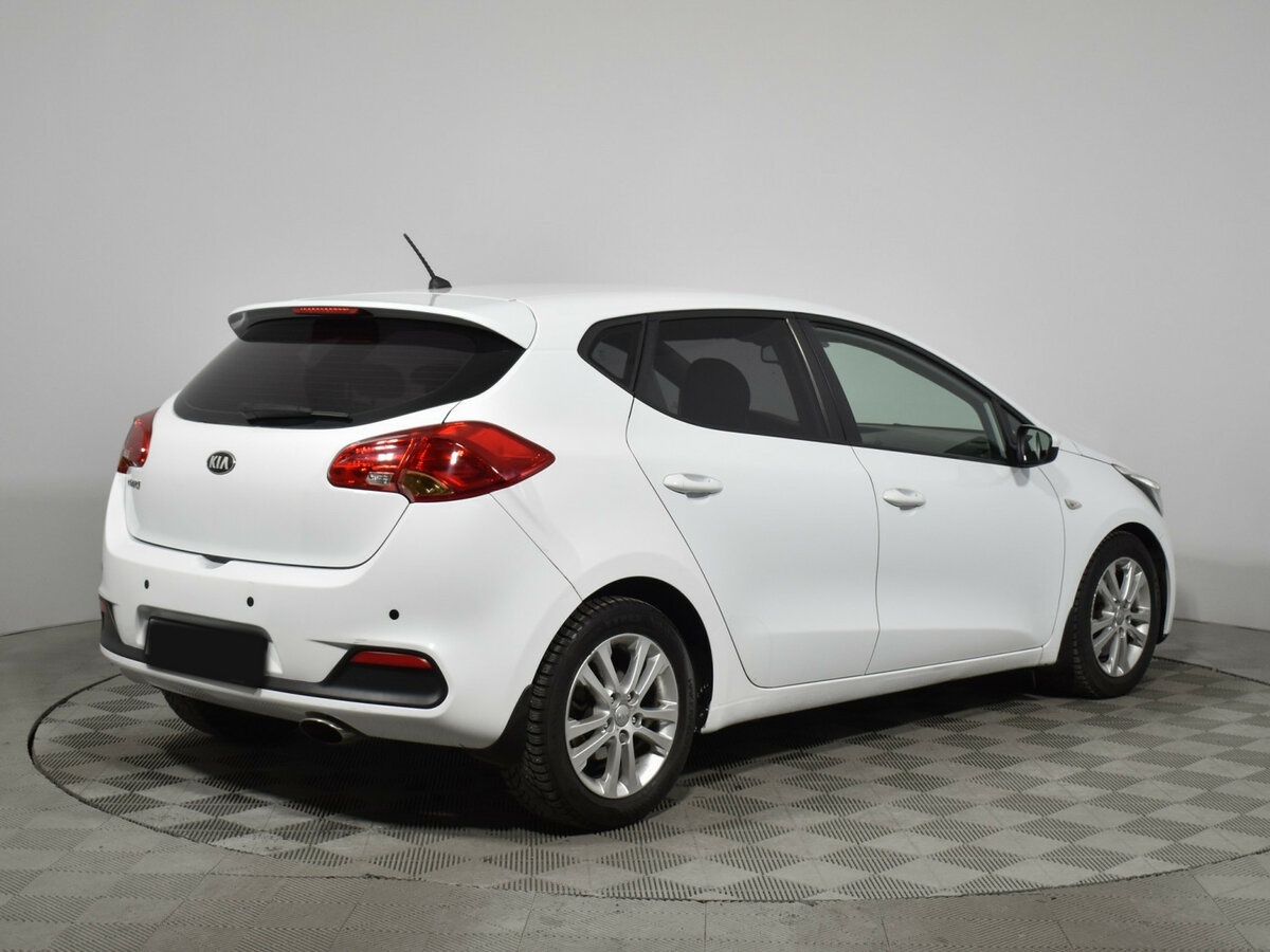 Купить Kia Ceed с пробегом. Фото: #4
