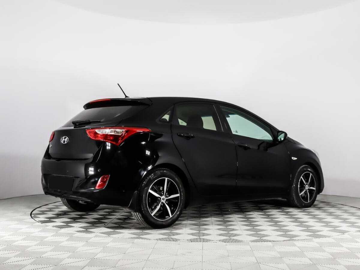 Купить Hyundai i30 с пробегом. Фото: #4