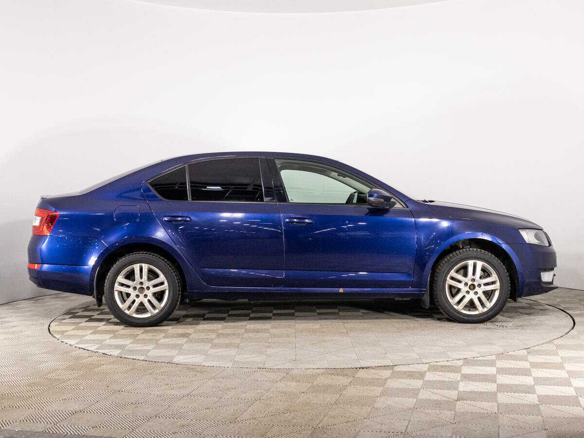 Купить Skoda Octavia с пробегом. Фото: #3