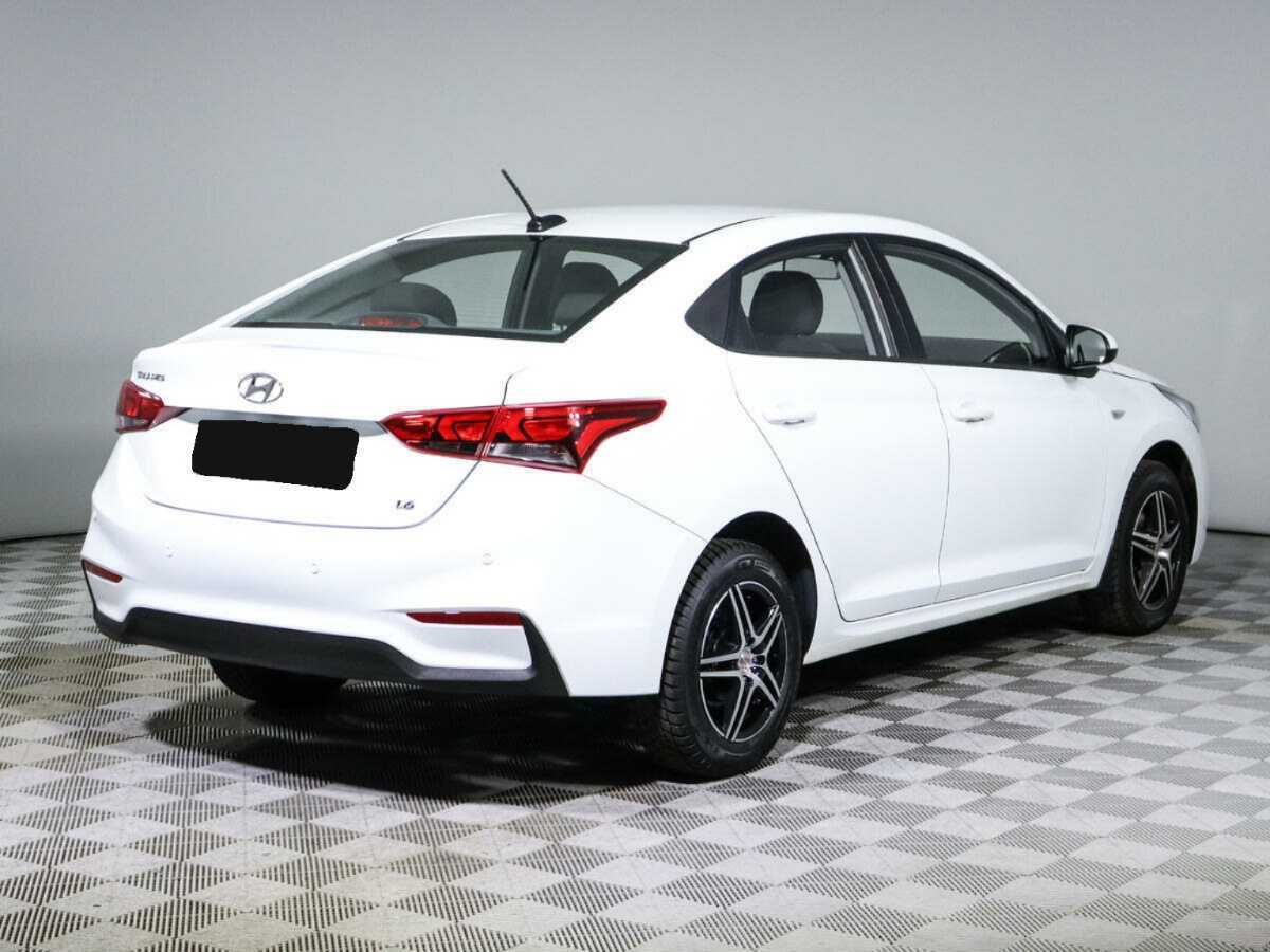 Купить Hyundai Solaris с пробегом. Фото: #4