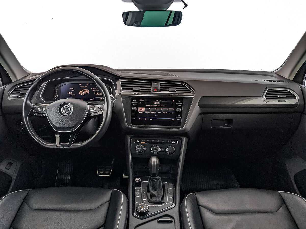 Купить Volkswagen Tiguan с пробегом. Фото: #9