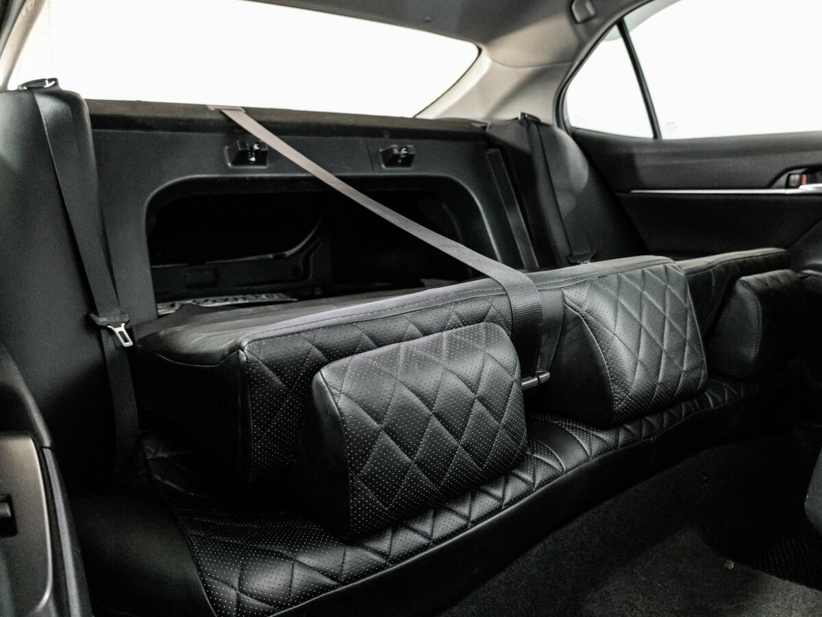 Купить Toyota Camry с пробегом. Фото: #16