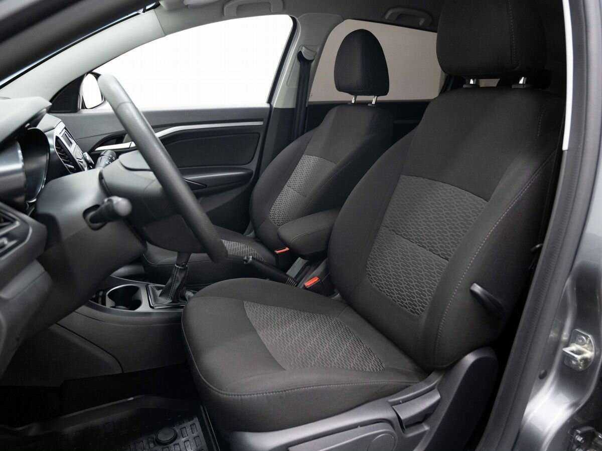 Купить Lada (ВАЗ) Vesta с пробегом. Фото: #7