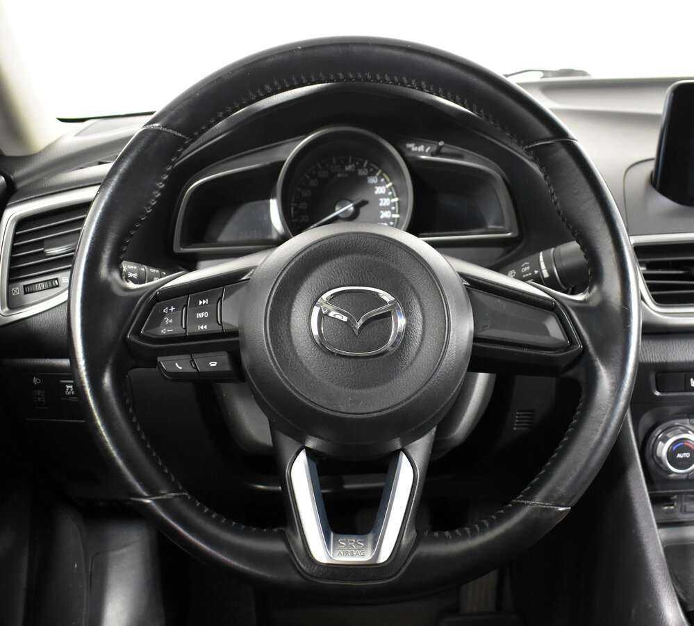 Купить Mazda 3 с пробегом. Фото: #9