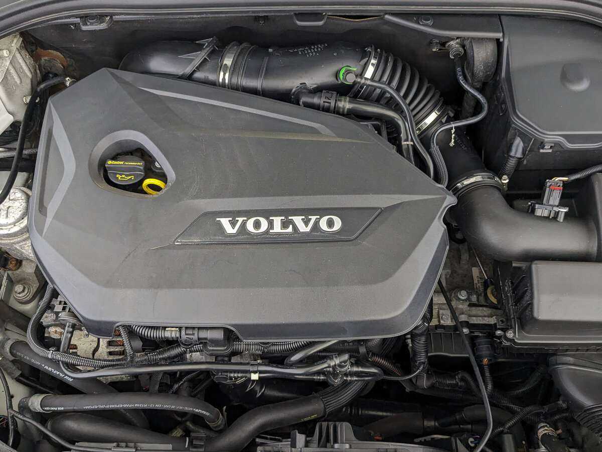 Купить Volvo S60 с пробегом. Фото: #7