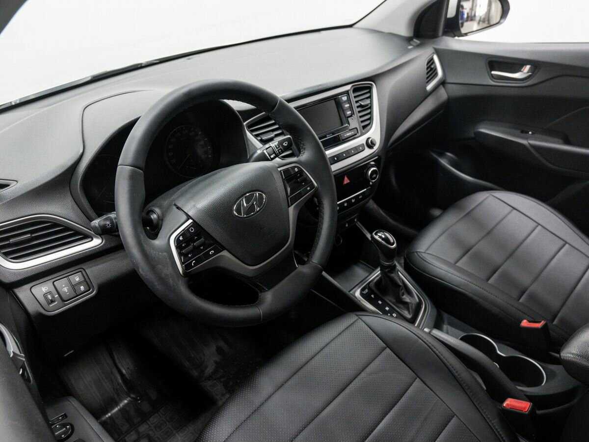 Купить Hyundai Solaris с пробегом. Фото: #13