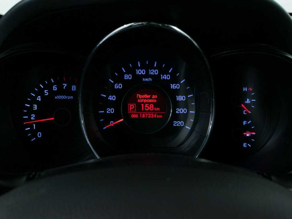 Купить Kia Rio с пробегом. Фото: #9