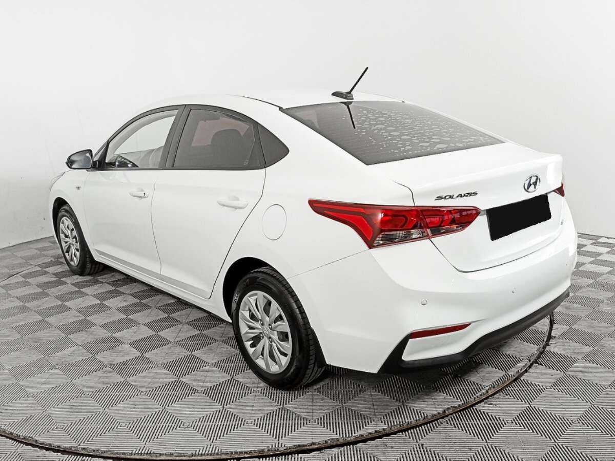 Купить Hyundai Solaris с пробегом. Фото: #6