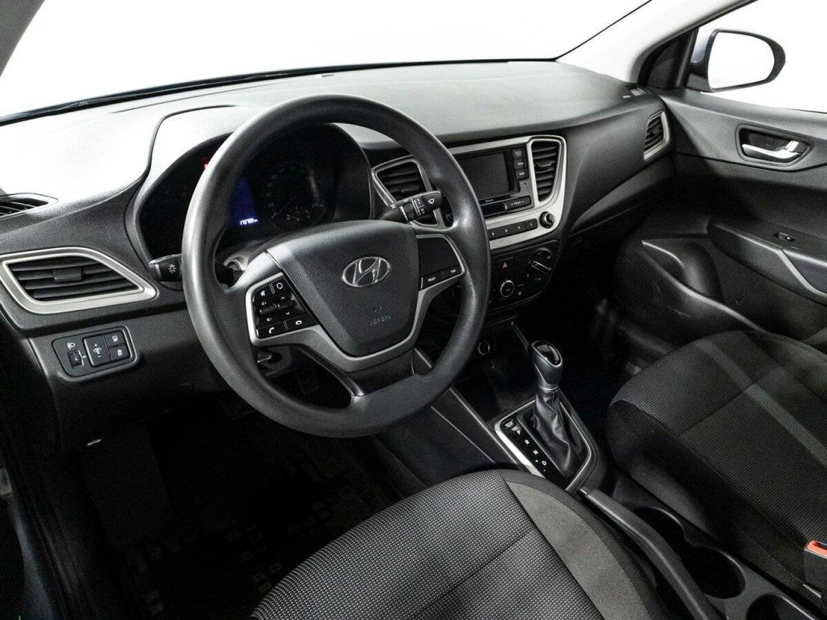 Купить Hyundai Solaris с пробегом. Фото: #10