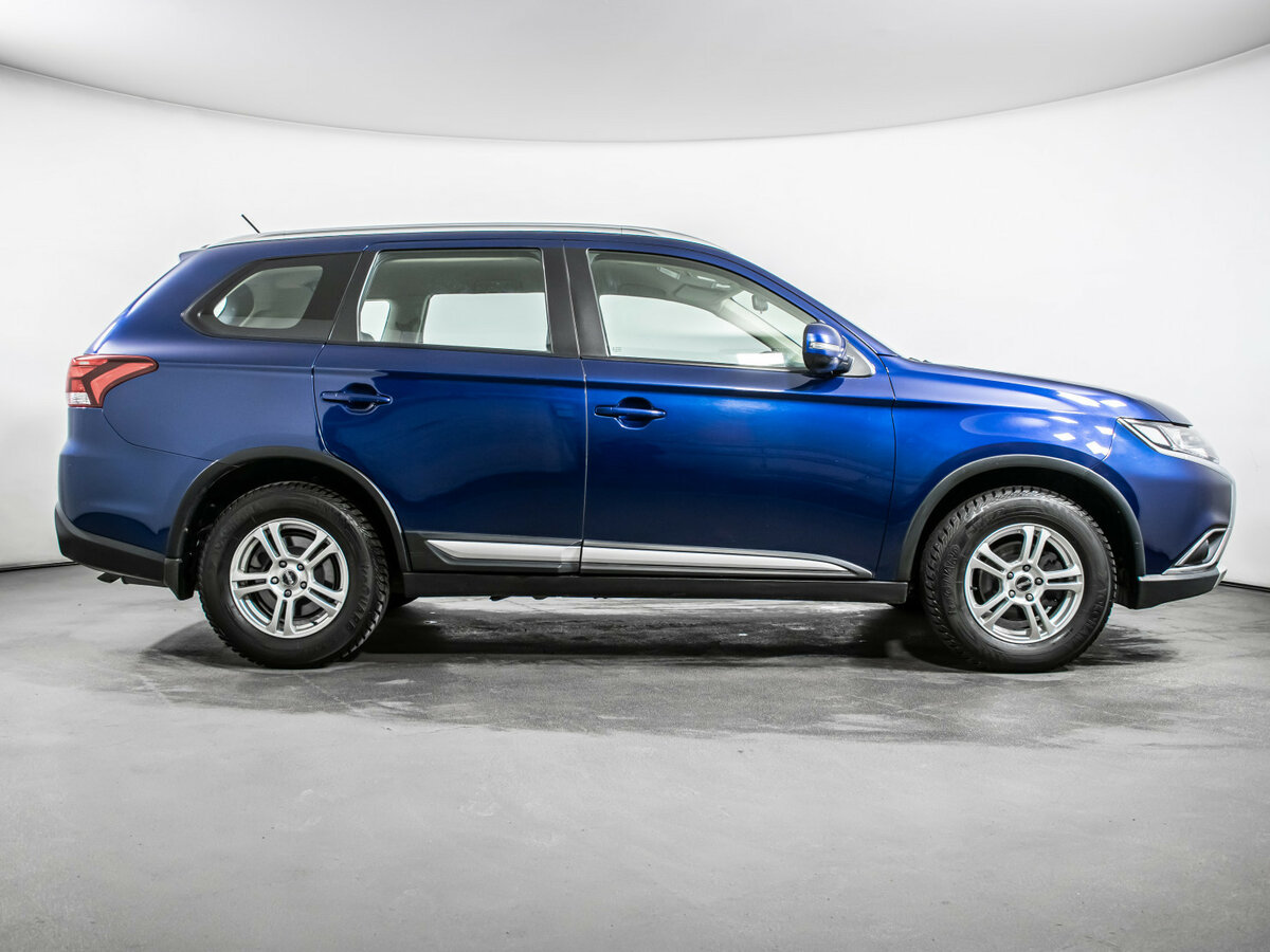 Купить Mitsubishi Outlander с пробегом. Фото: #3