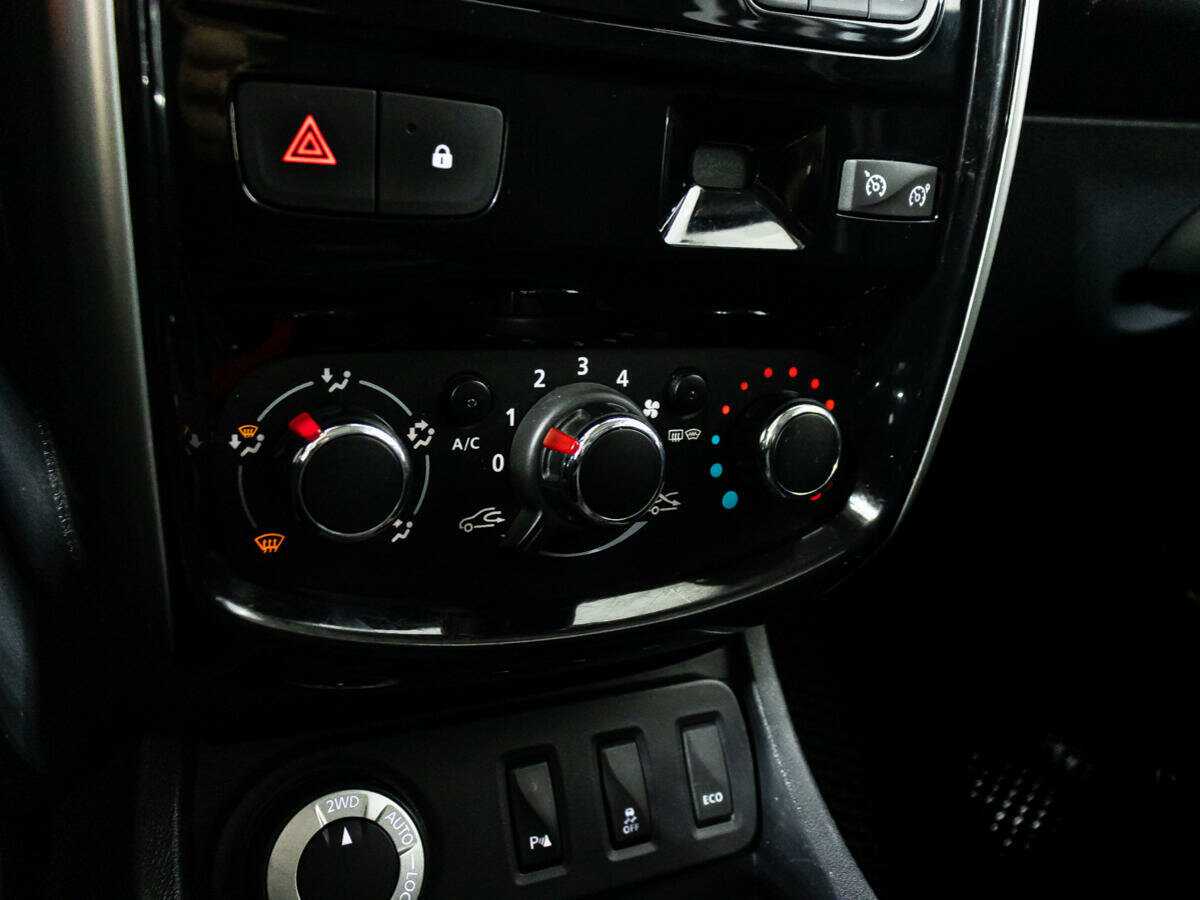 Купить Nissan Terrano с пробегом. Фото: #15