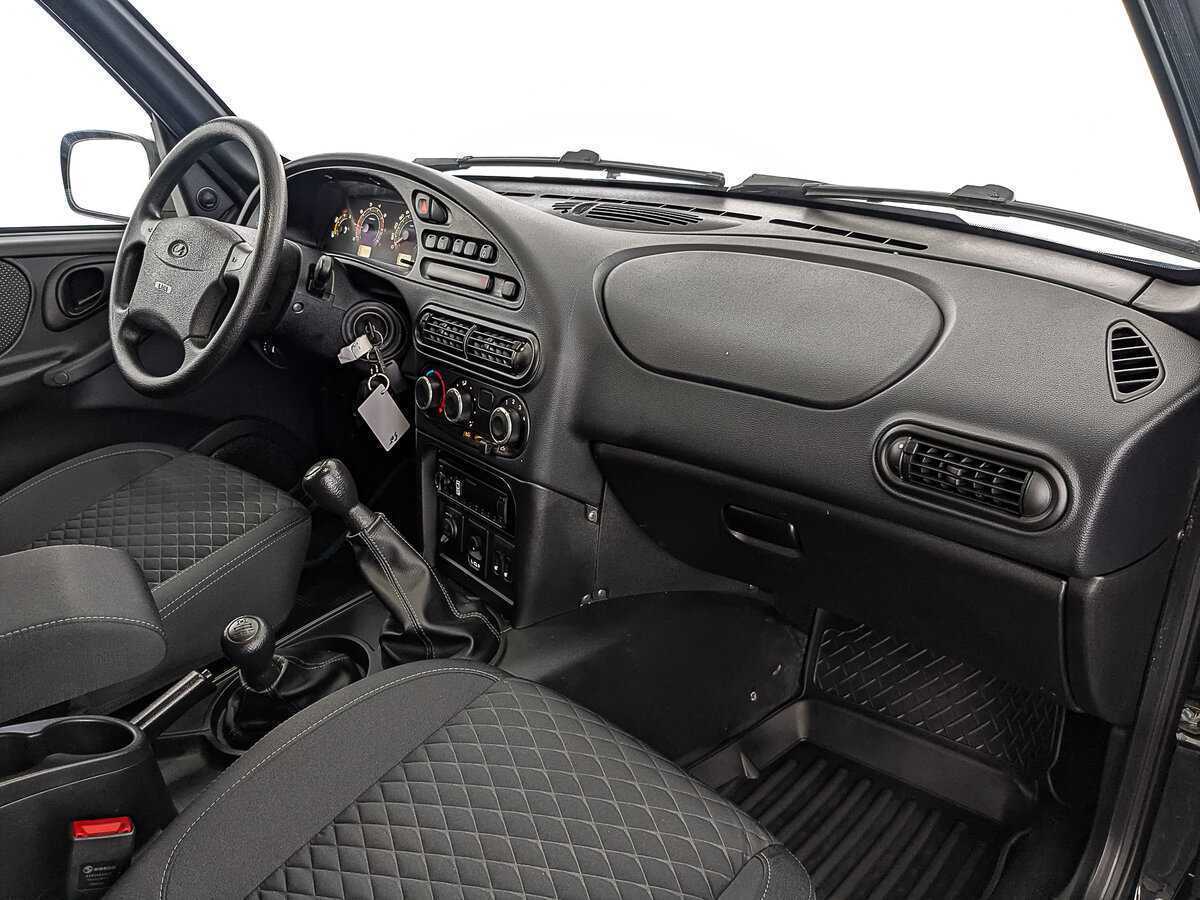 Купить Lada (ВАЗ) Niva с пробегом. Фото: #12