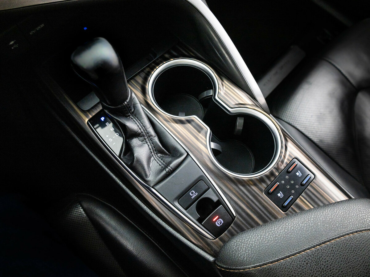 Купить Toyota Camry с пробегом. Фото: #12